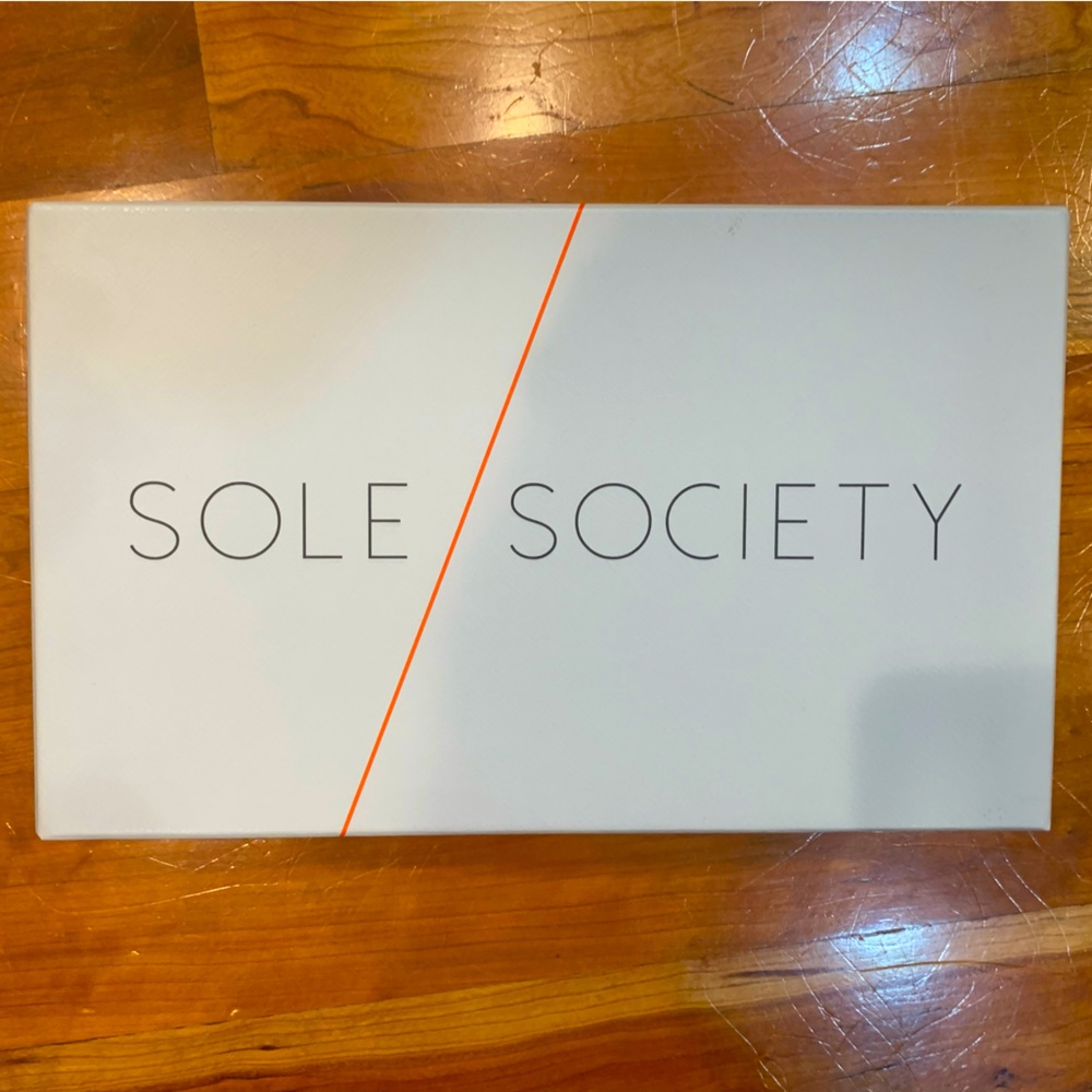 🔥NIB🔥 SOLE SOCIETY Jenn Black/White Stripe D'Orsay Heel / Size 8✨✨✨ - Picture 11 of 13